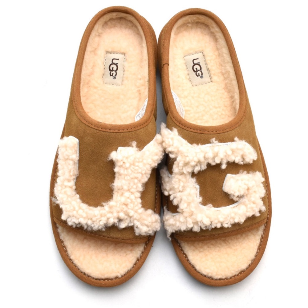 Women Ugg slippers